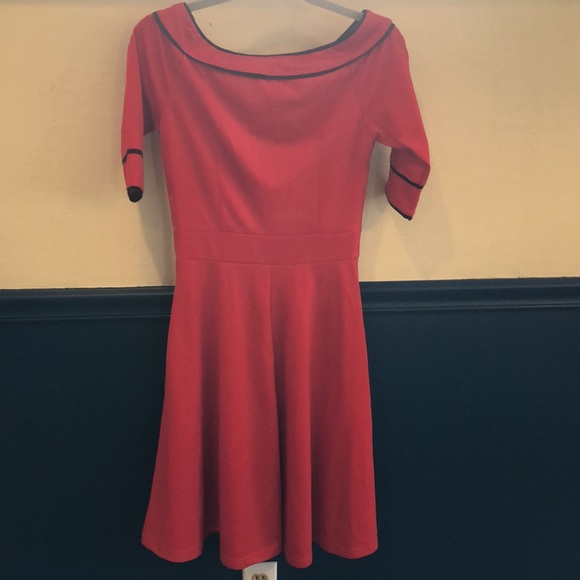 NWT red dress with black trim - Picture 2 of 2